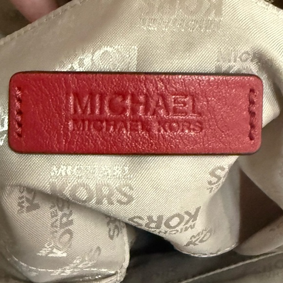 Authentic Michael Kors Signature Tan Pink Tote Bag! - Picture 11 of 14